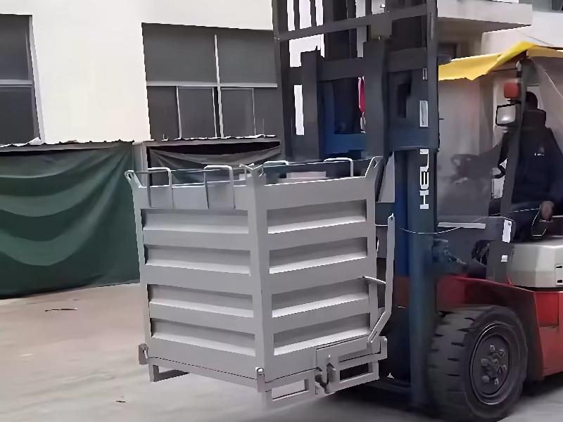 Self-Dumping Forklift Hopper